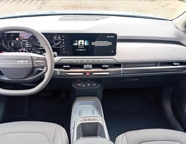 KIA EV3 10