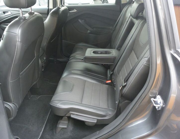 Ford Kuga 28