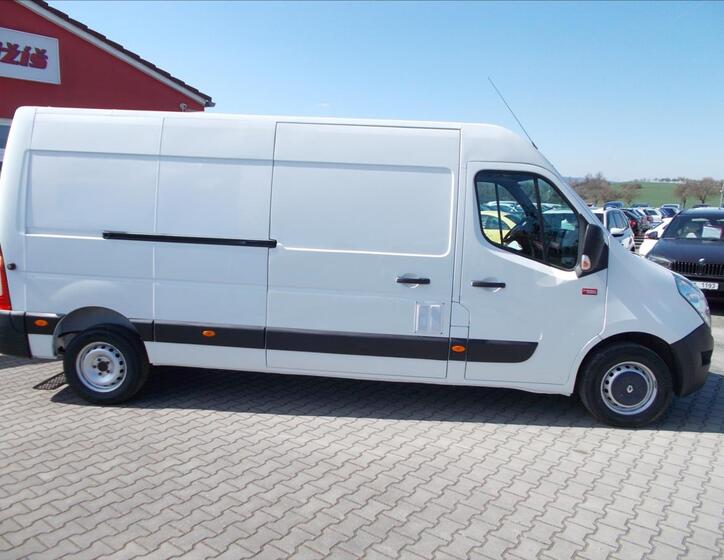 Renault Master 8