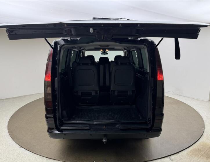 Mercedes-Benz Viano 38