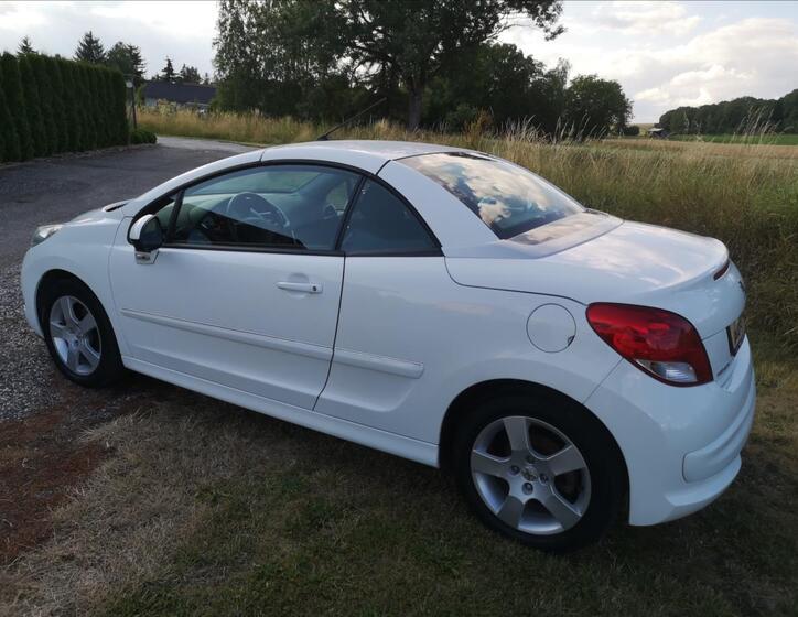 Peugeot 207 68