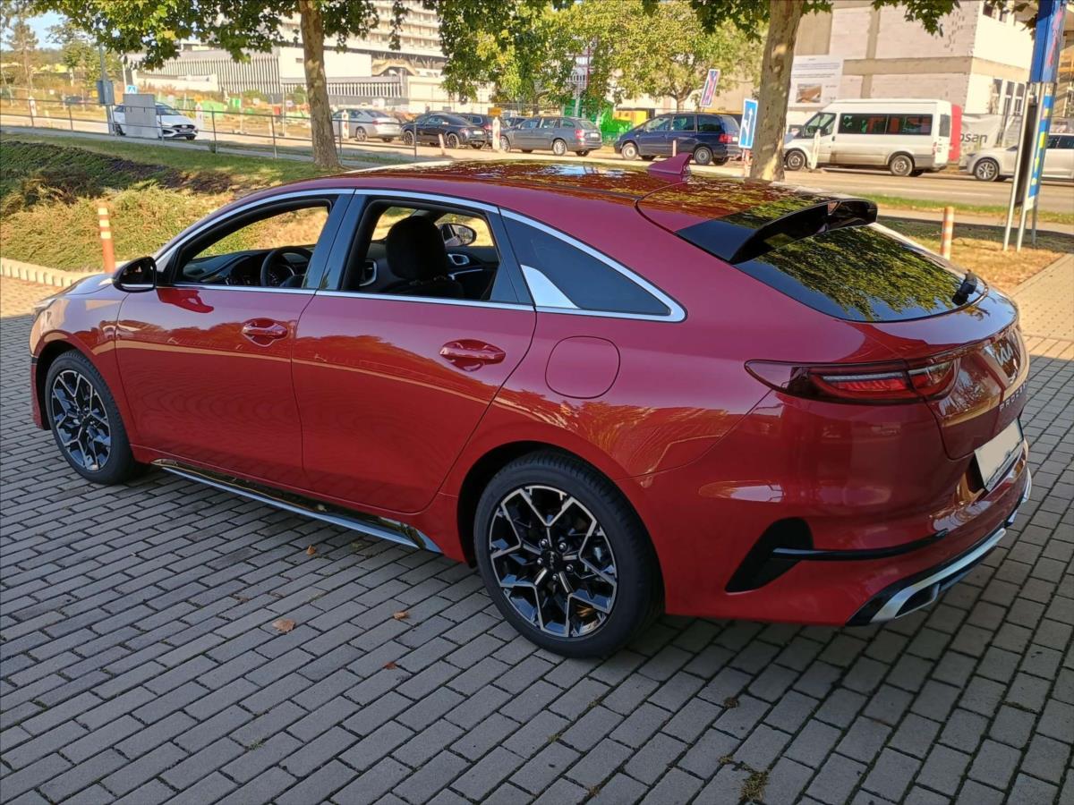 KIA ProCeed