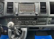 Volkswagen Caravelle 11