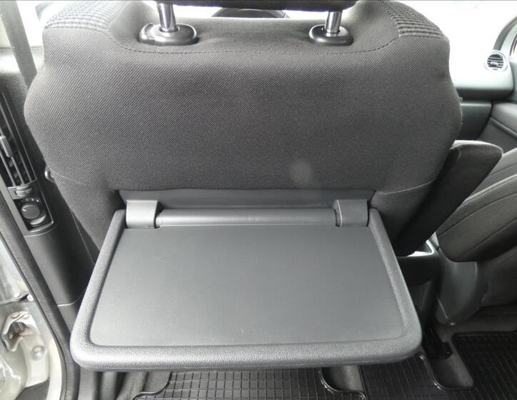Peugeot 5008 15
