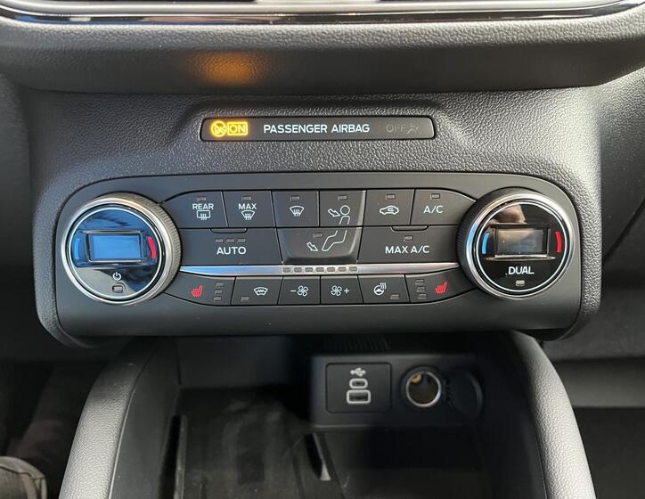 Ford Kuga 42