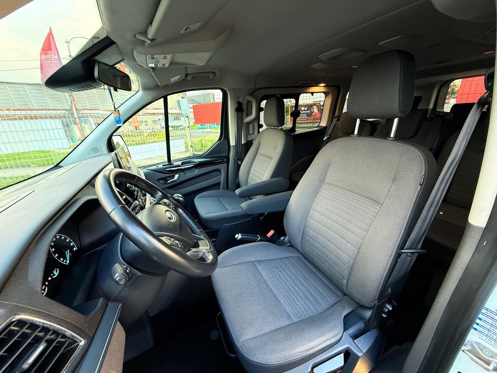 Ford Tourneo Custom