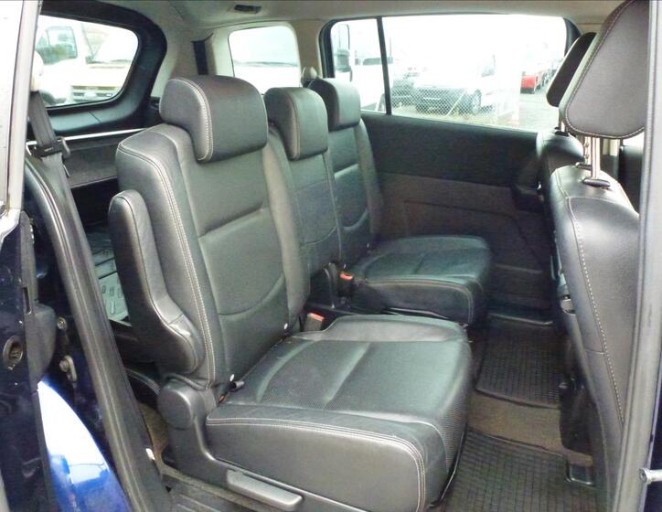 Mazda 5 27