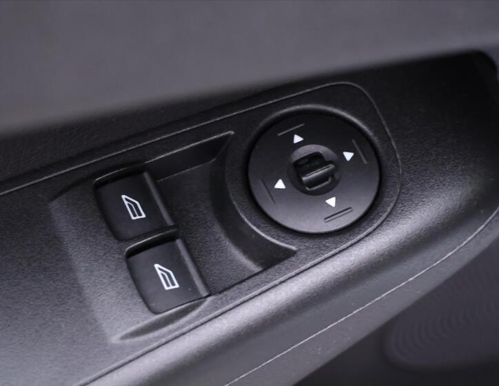 Ford Tourneo Courier 15
