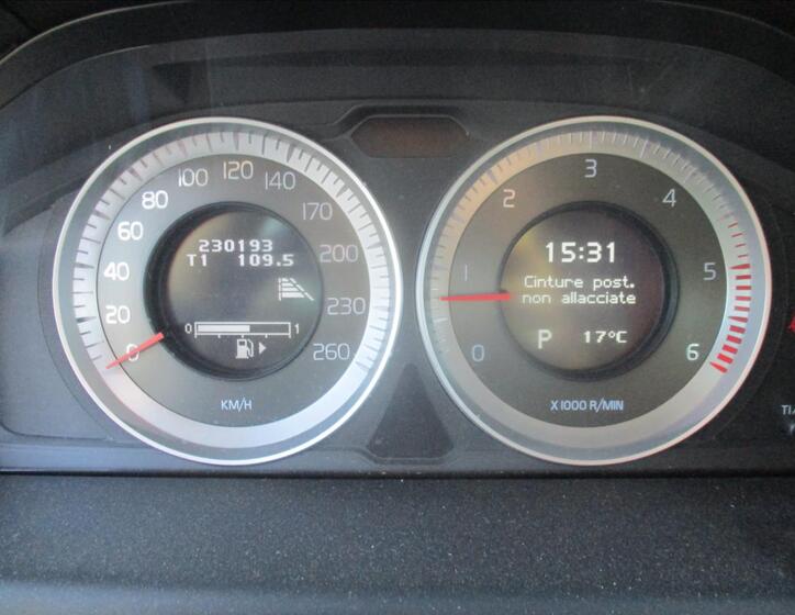 Volvo XC70 17