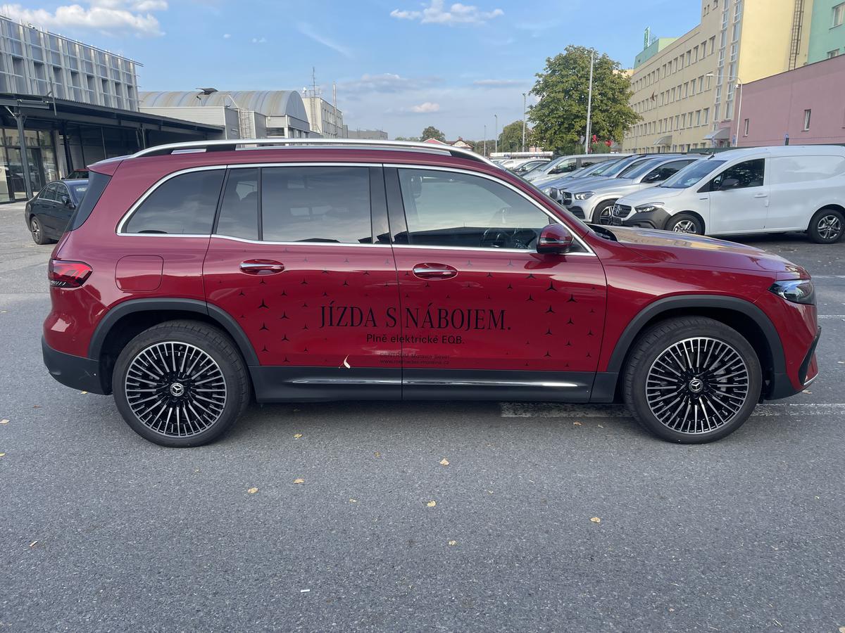 Mercedes-Benz EQB