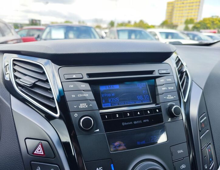 Hyundai i40 16