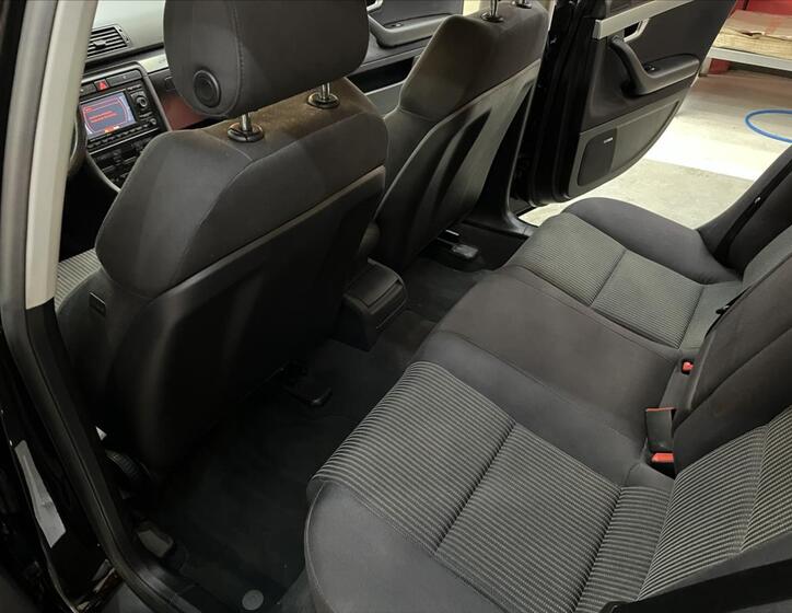 Audi A4 17