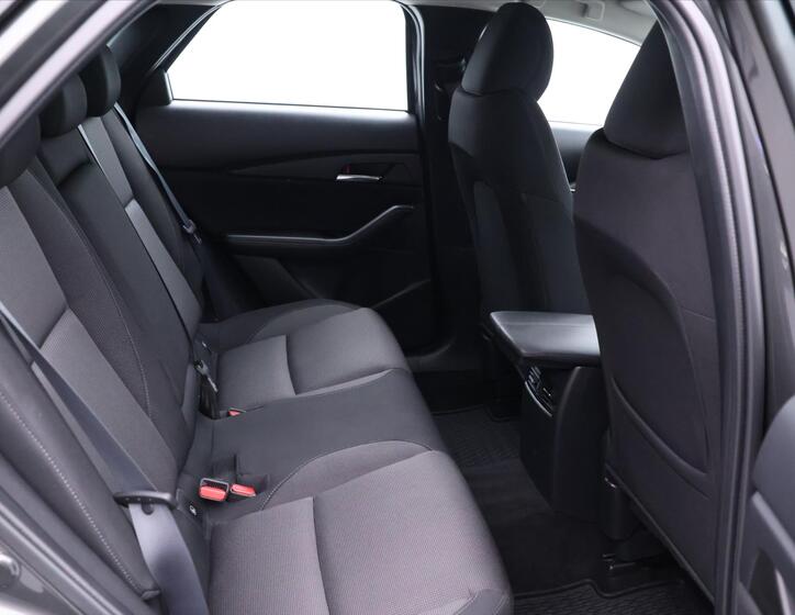 Mazda CX-30 15