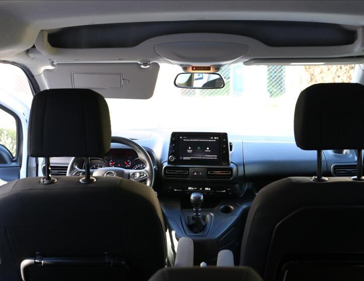 Opel Combo 38