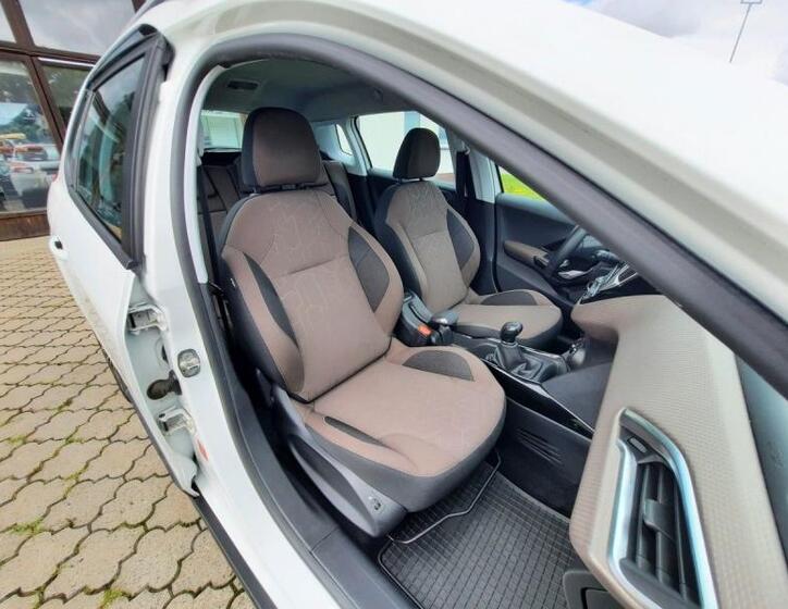 Peugeot 2008 15