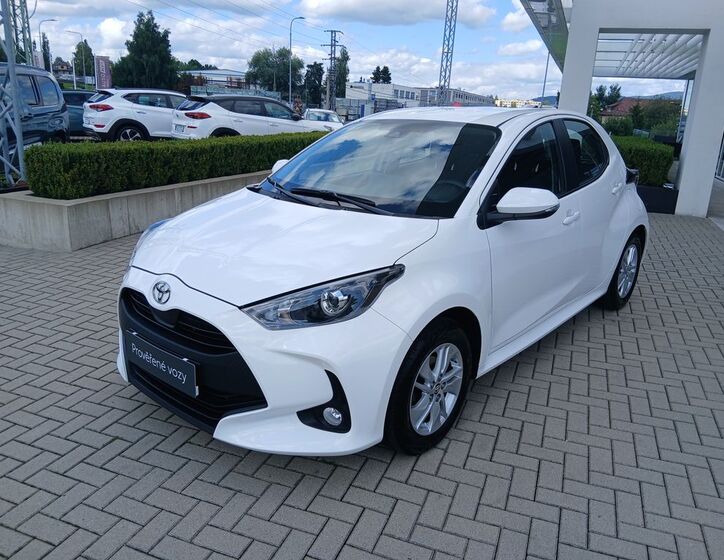 Toyota Yaris 2