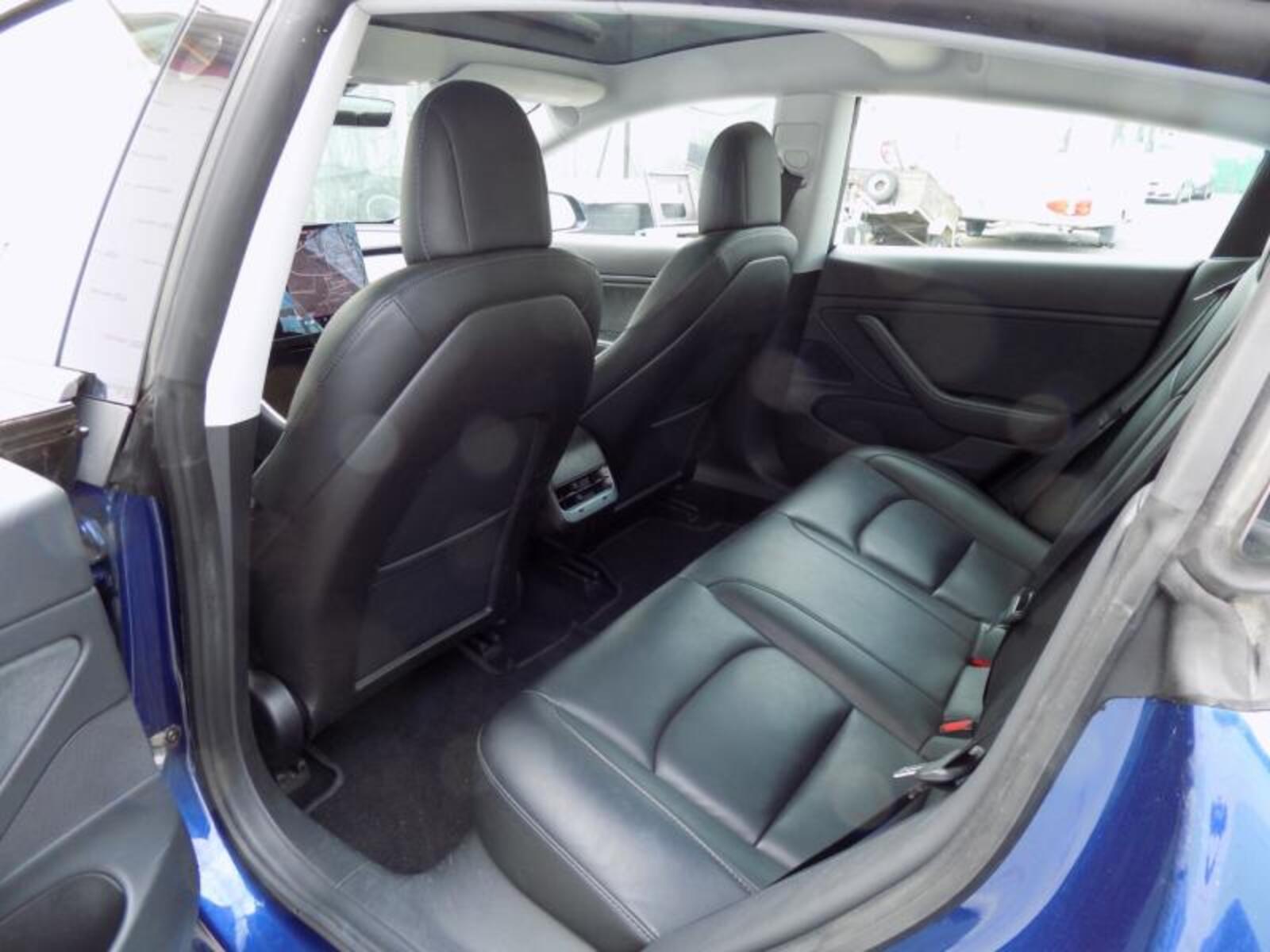 Tesla Model 3 10