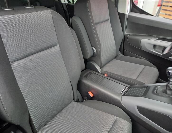 Toyota ProAce City Verso 8