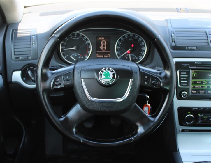 Škoda Octavia 9
