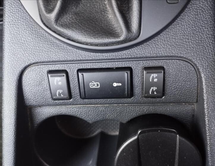 Škoda Roomster 14