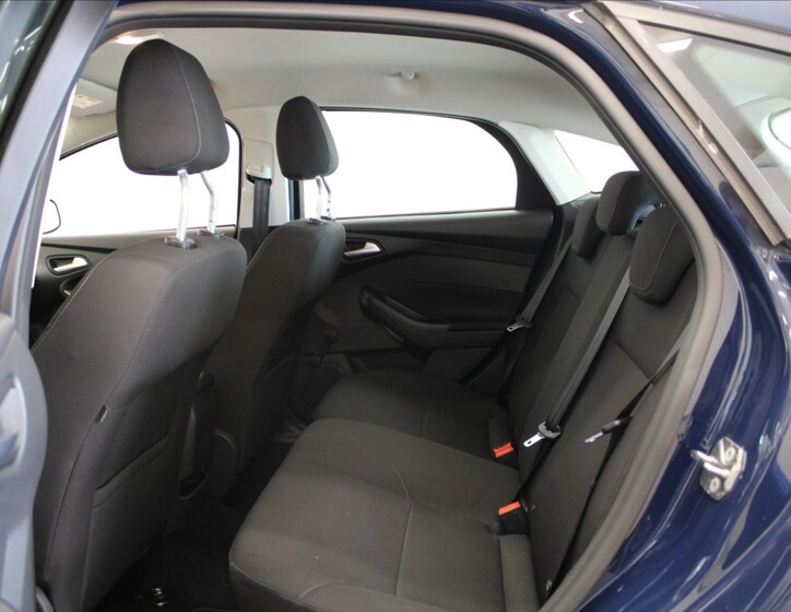 Ford Focus 7