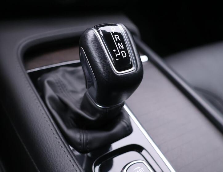 Volvo V90 30