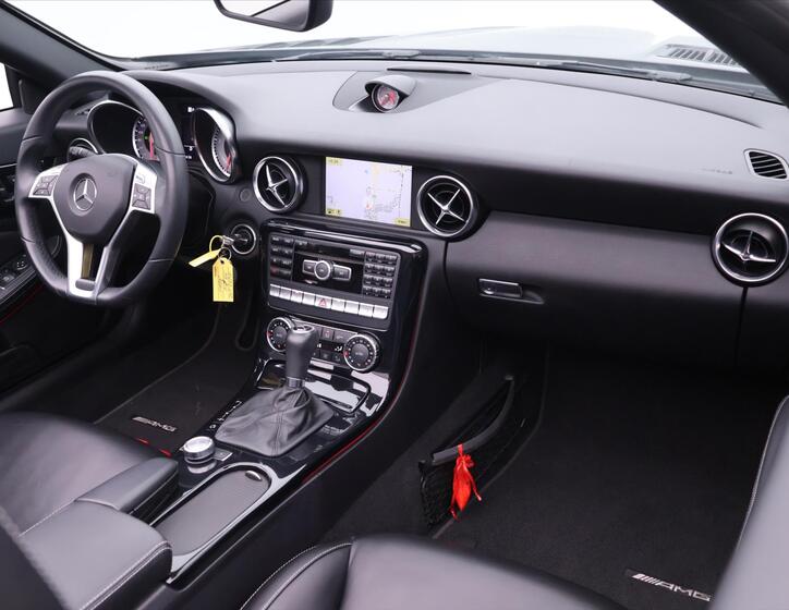 Mercedes-Benz SLK 43