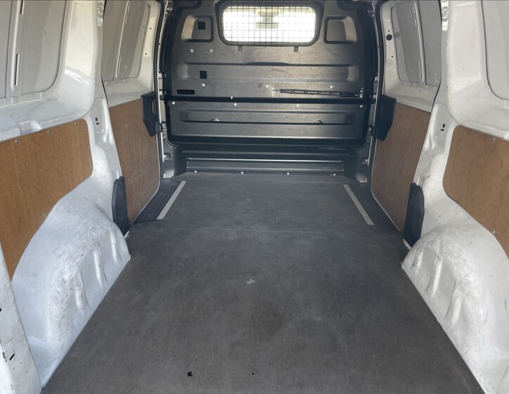 Opel Vivaro 6