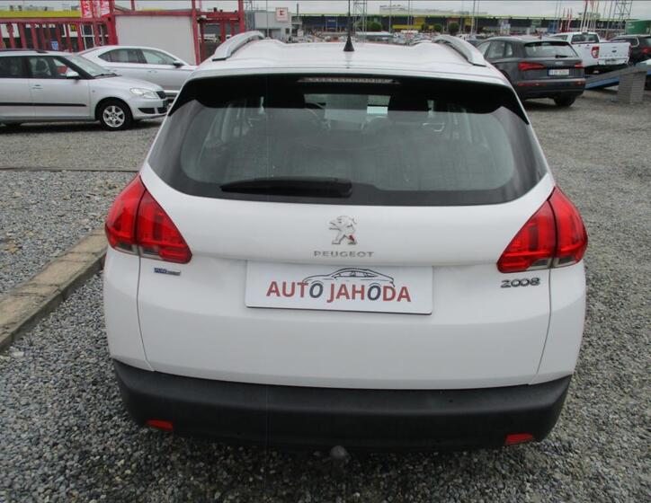 Peugeot 2008 9