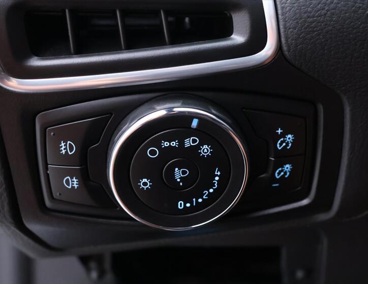 Ford Focus 18