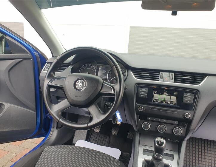Škoda Octavia 14