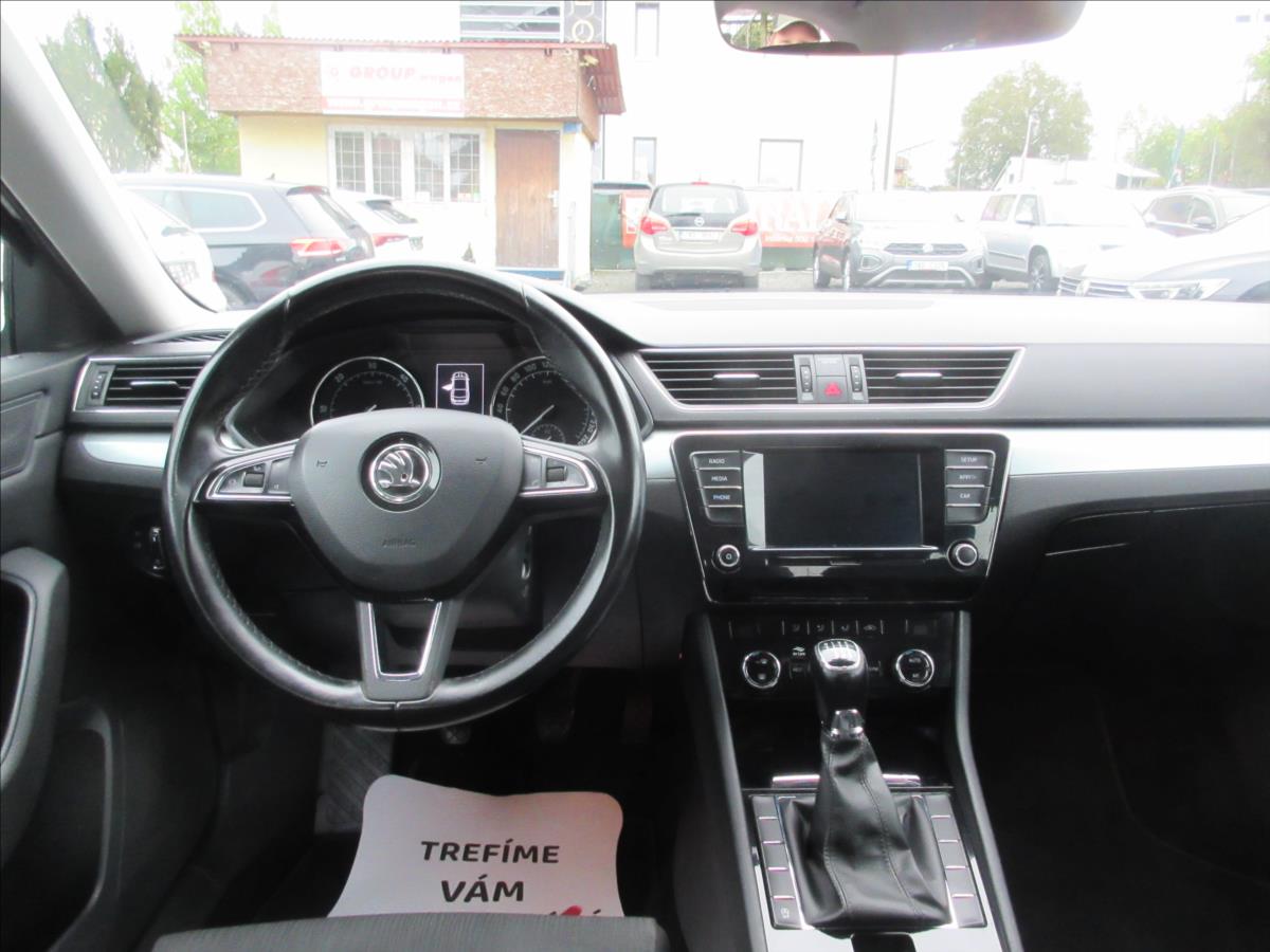 Škoda Superb