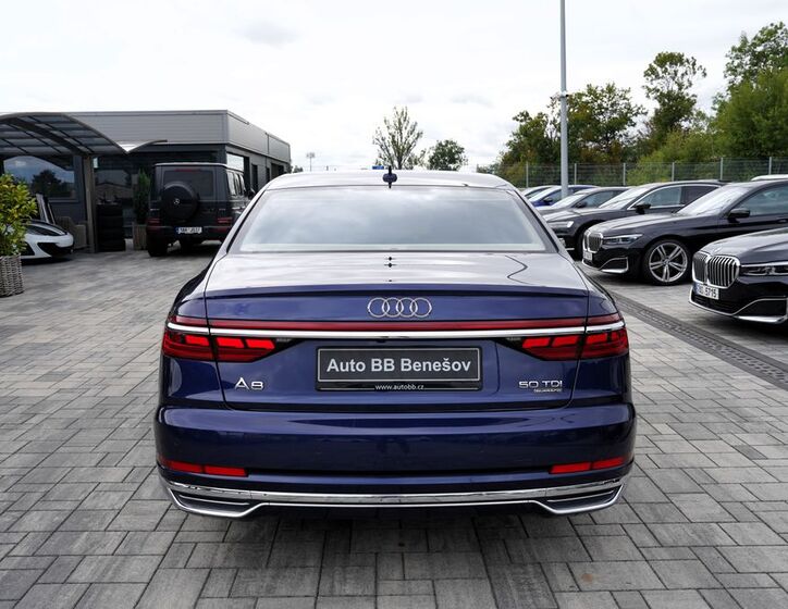 Audi A8 5