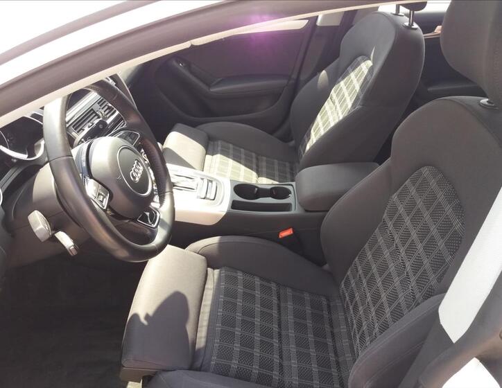 Audi A5 10