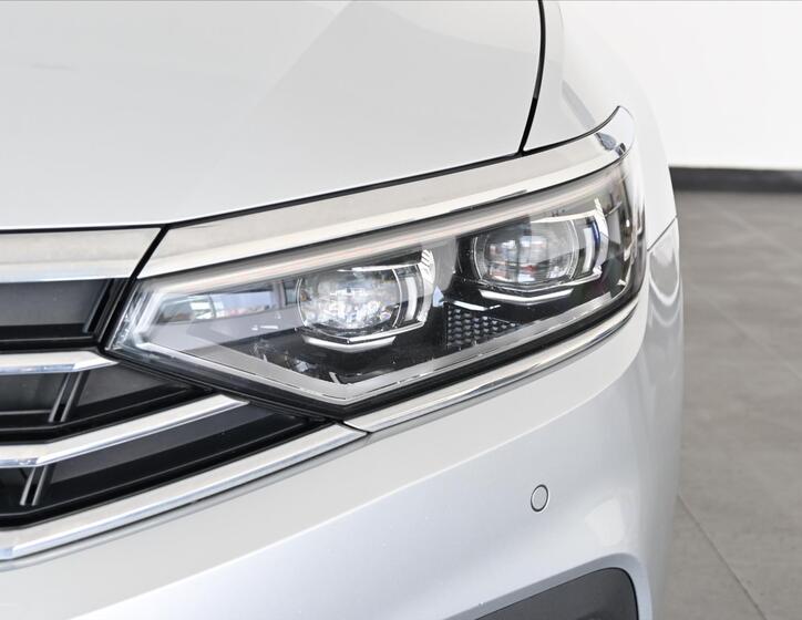Volkswagen Passat 31