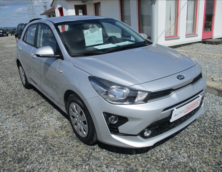 KIA Rio 1