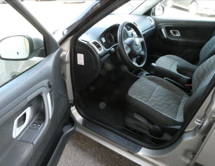 Škoda Fabia 15