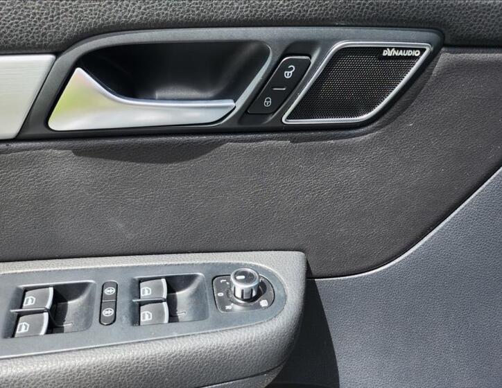 Volkswagen Sharan 24