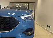 MG ZS 4