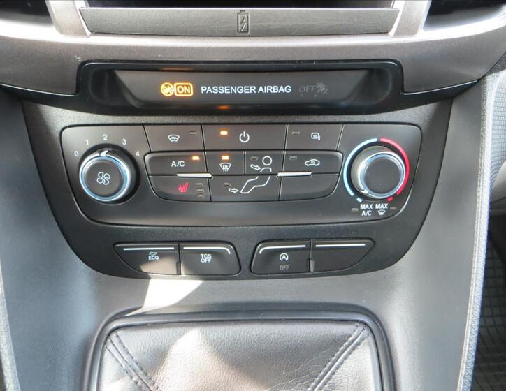 Ford Transit Connect 18