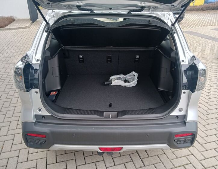 Suzuki S-Cross 12