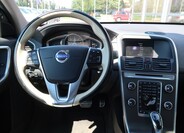 Volvo XC60 8