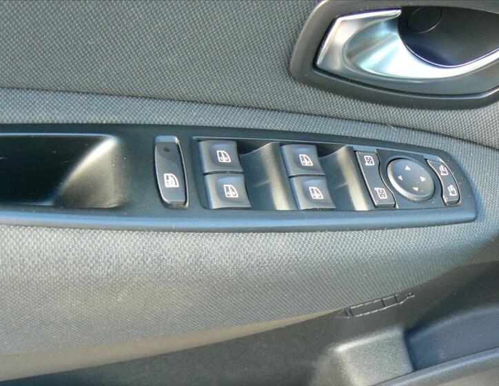 Renault Grand Scénic 9