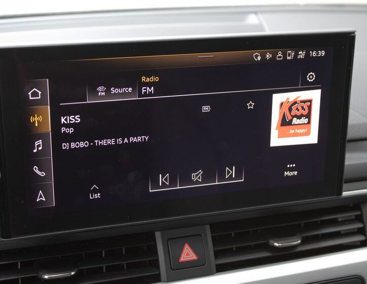 Audi A4 15
