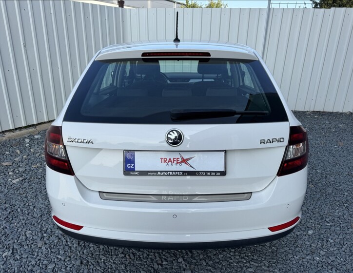 Škoda Rapid 11
