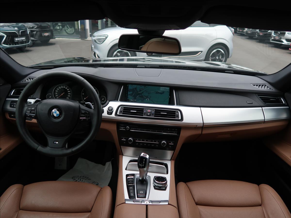 BMW Řada 7