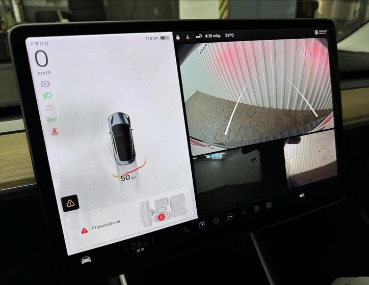 Tesla Model 3 23