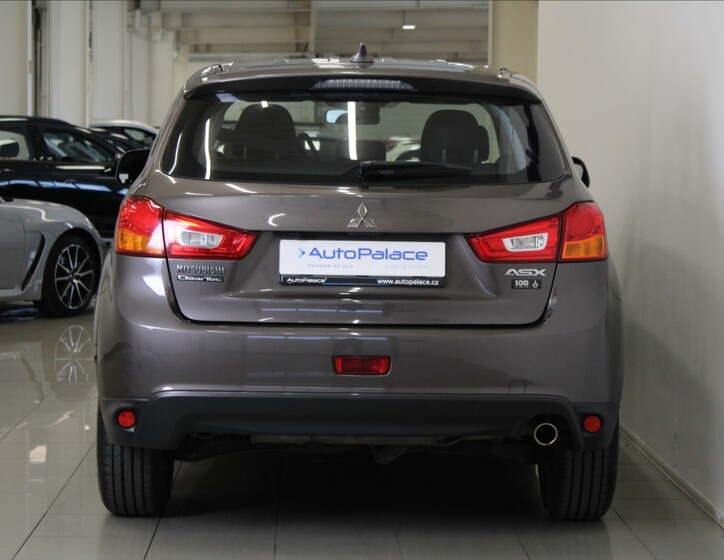 Mitsubishi ASX 4