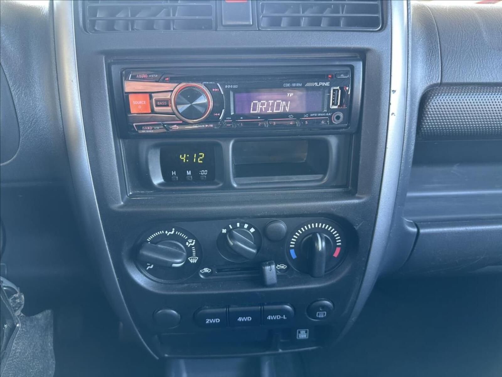 Suzuki Jimny 16