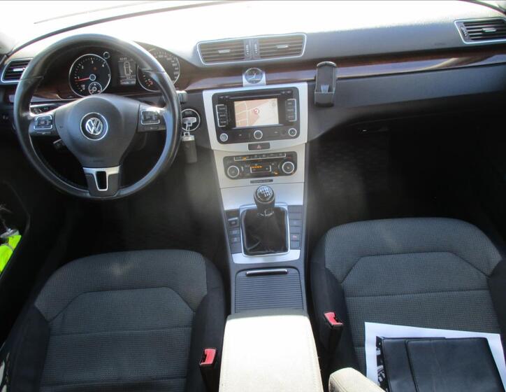 Volkswagen Passat 14